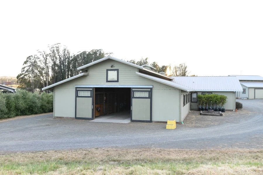 Custom 16-stall barn